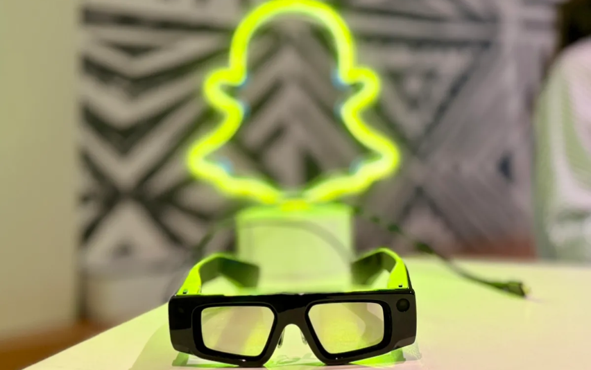 Snap Strengthens AR Strategy With New Subsidiary for Smart Glasses Business